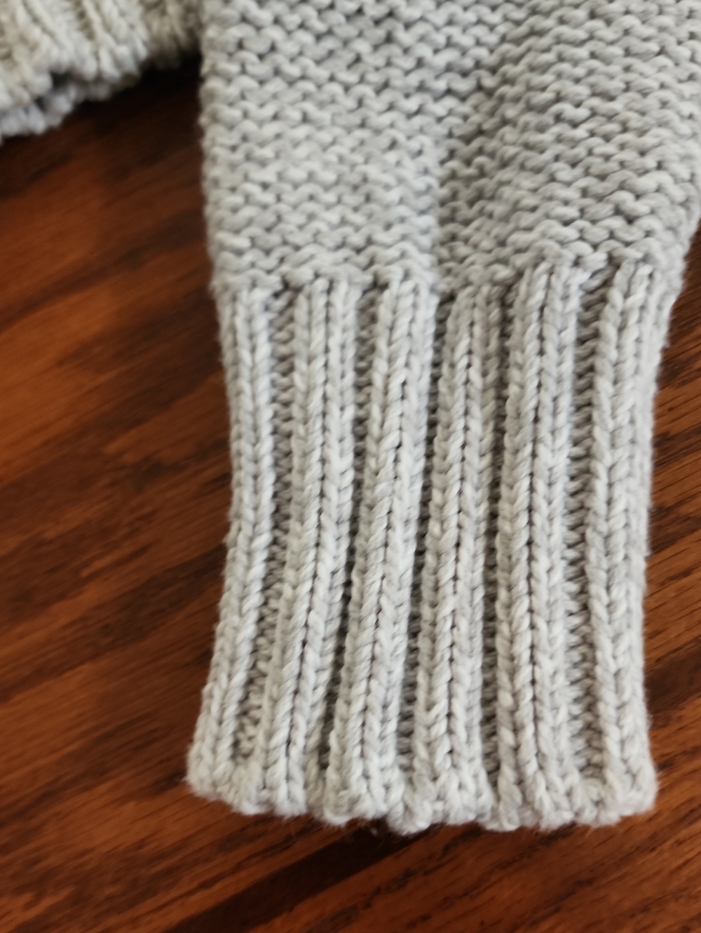 Cherokee Target Gray Cable Knit Crop Sweater Girls Size Large 10-12 Excellent - Picture 6 of 9